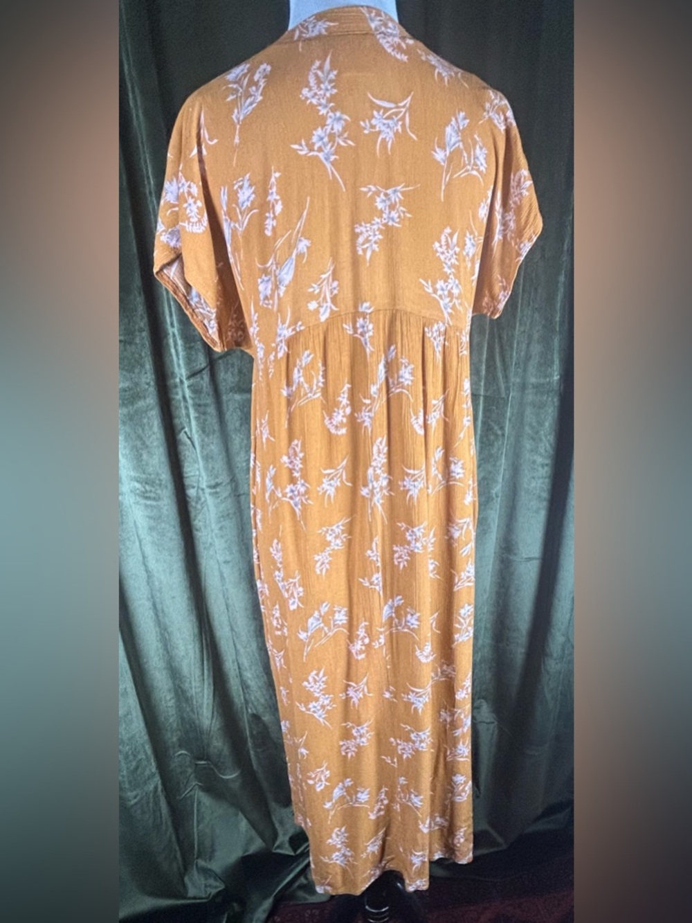 Haley Solar LA | Floral V-Neck Maxi Dress / Caftan - Picture 4 of 6